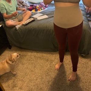 Motherhood Maternity Burgundy Leggings With Full Tan Panel Size Small (796)